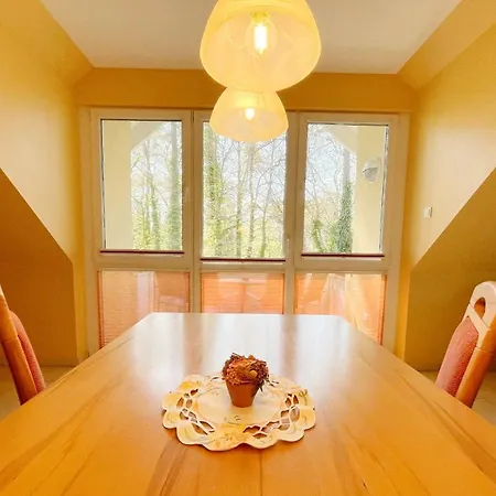 Haus Isabel Jaegerstrasse 10b Ferienwohung 6 *